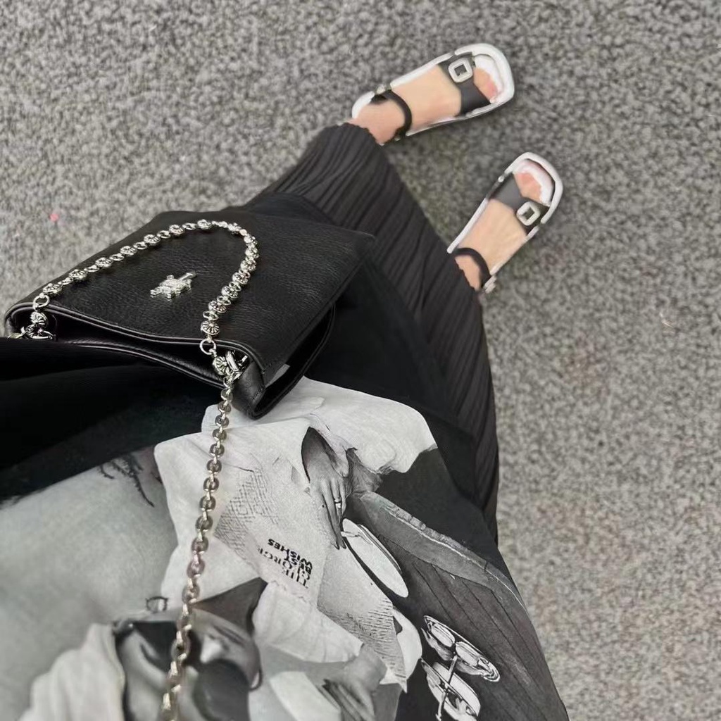 Túi Đeo Chéo Hình Vuông Nhỏ Siêu Mềm Phối Dây Xích Họa Tiết Quả Vải Tối Thời Trang 2022 Cho Nữ