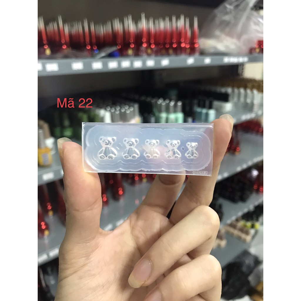 khuôn silicon nail hoạt hình bướm nơ