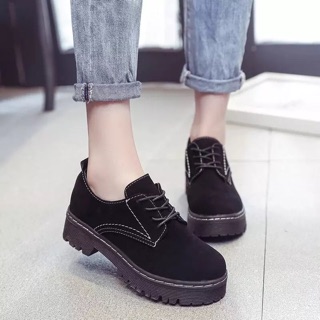 Giày buộc dây đê 2cm 