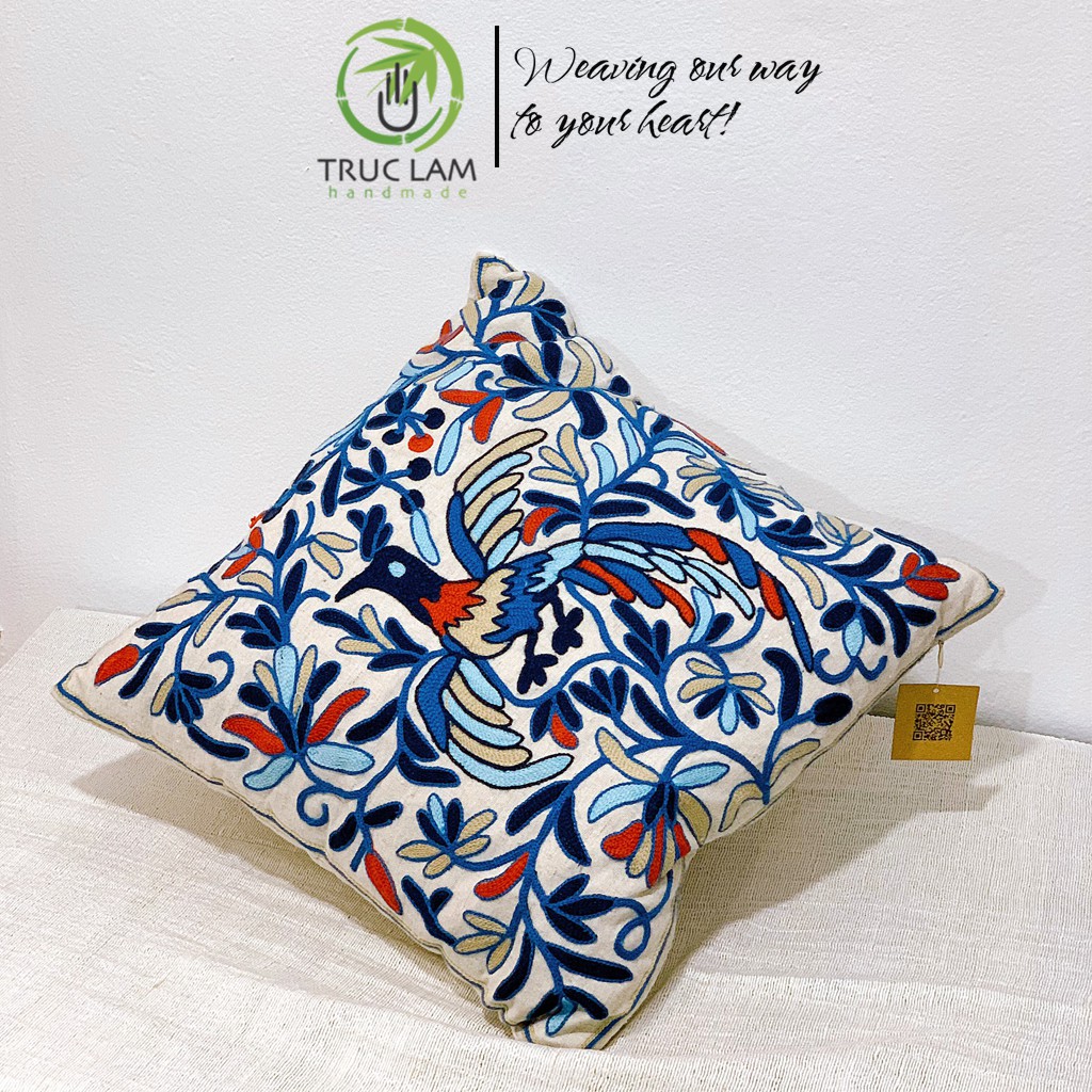 Gối/Vỏ Gối Vuông Tựa Lưng Sofa (45x45) Trang Trí Phòng Vải Linen Thêu Thủ Công Hình Con Chim – Trúc Lâm Handmade