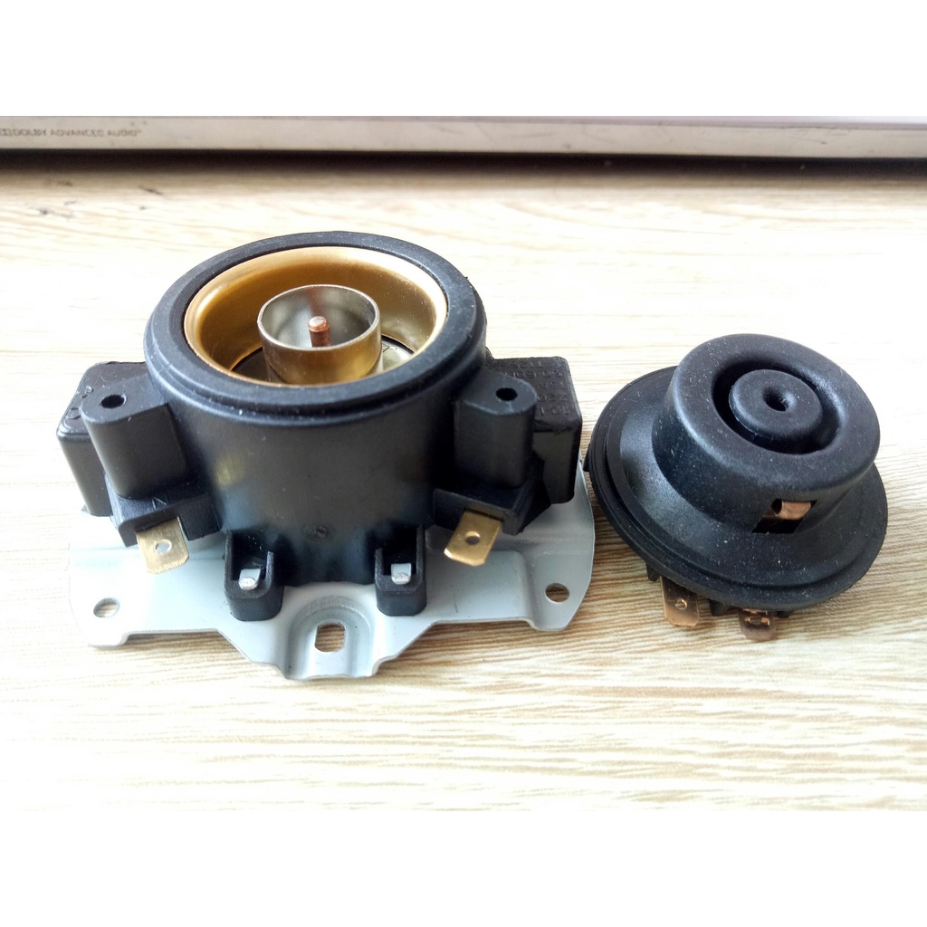 Rơ le đế ấm siêu tốc