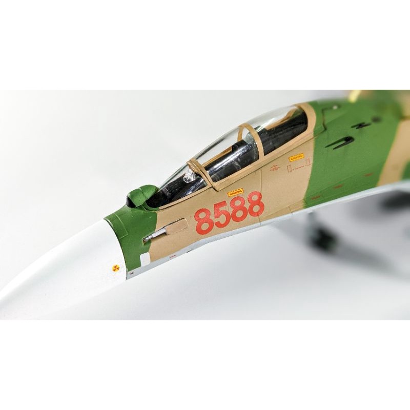 Mô hình máy bay Su30 MK2 KQVN SH 8588
