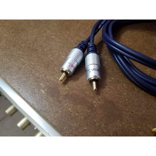 CÁP LOA 1 ĐẦU 3.5 RA 2 AV 1.8m CAO CẤP
