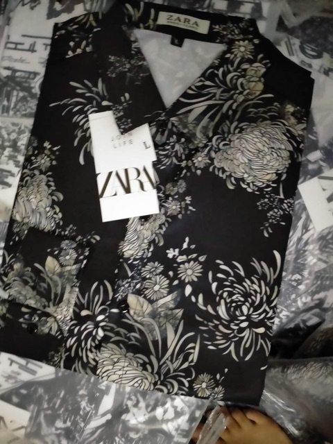 Áo sơmi lụa nam nữ in hoa hồng