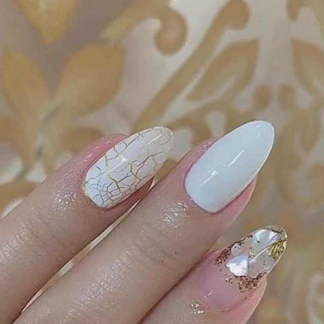 Sơn nứt đen , trắng