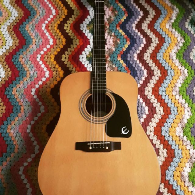 Guitar Epiphone DR-100 màu vàng natural