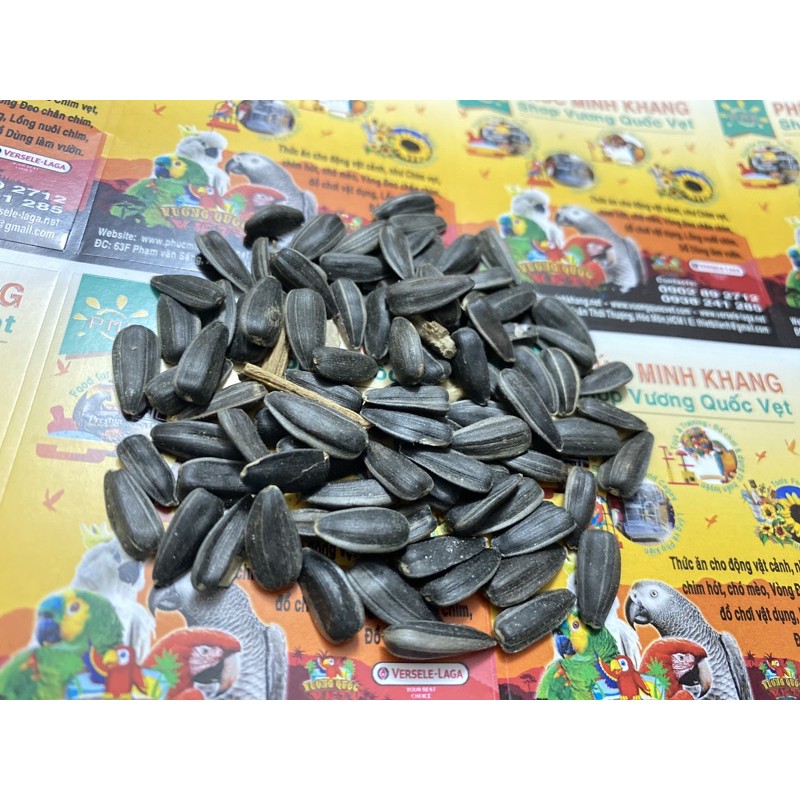 Hướng dương Nga đen,hạt sống,size nhỏ gói 1kg