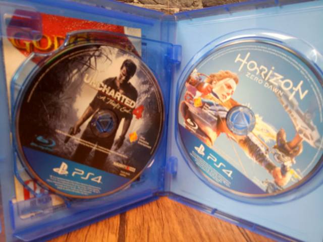 Đĩa Cd Chơi Game Ps4 Uncharted 4 Và Horizon Zero Dawn Uc4 Hzd Playstation4