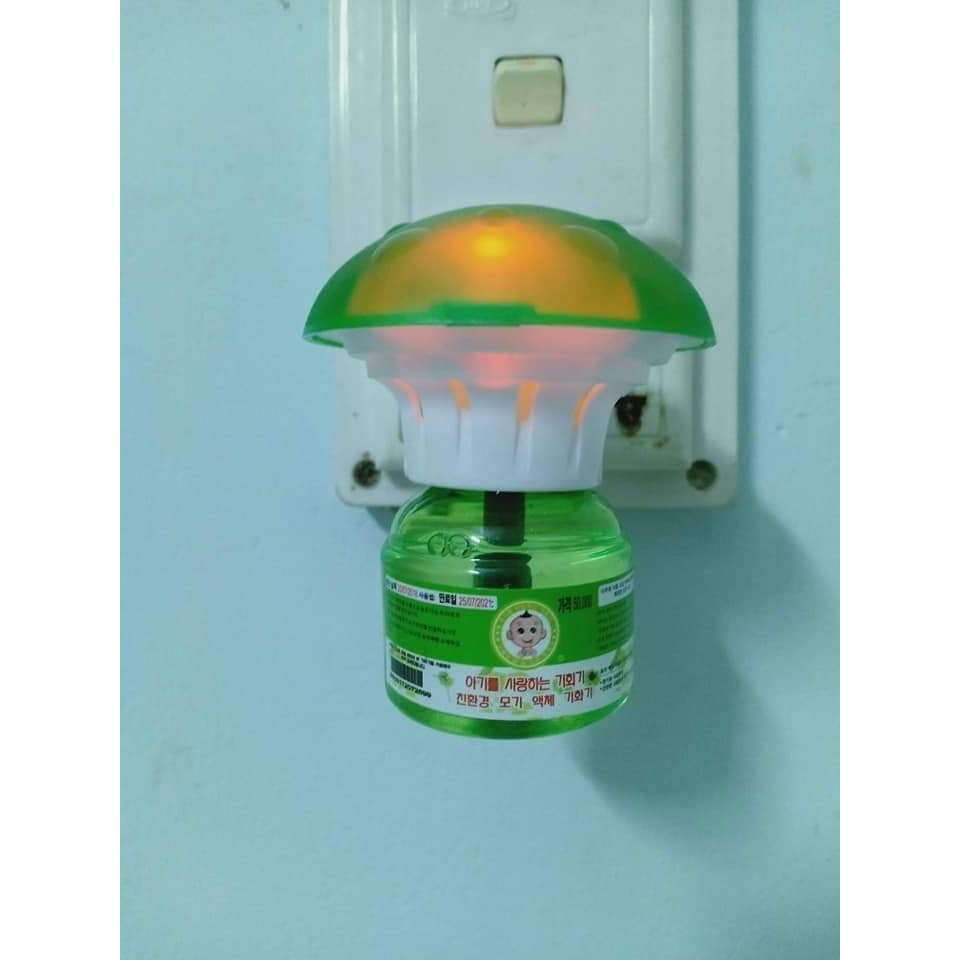 Đèn đuổi muỗi xông tinh dầu  Hàn Quốc. Tặng kèm 2 lọ tinh dầu. bảo hành 3 tháng