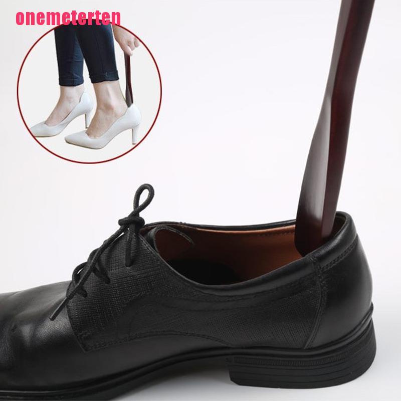 Gậy hỗ trợ mang giày bằng gỗ Hà Lan cán dài