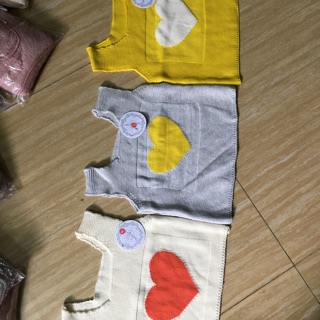 Áo len gilê len dành cho cả bé trai và bé gái