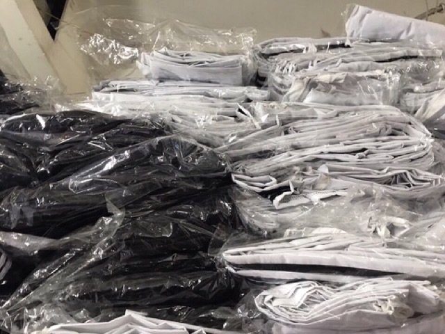 Chân váy tennis xoè 2 đường viền