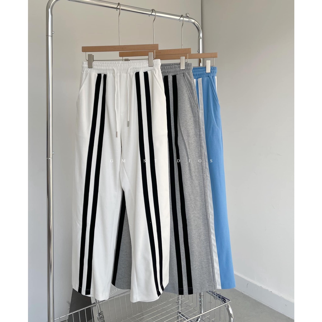 Quần Nỉ 2 Sọc Line ( Pant 2 Line ) Ống Suông Rộng Phong Cách Unisex Nam &amp; Nữ - Chất Liệu Nỉ Trơn Co Giãn Cực Thoải Mái