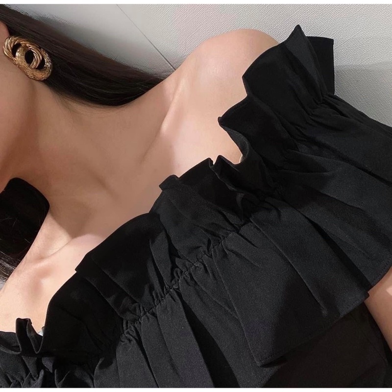 ÁO VOAN CROPTOP TRỄ VAI BÈO ChiZi Shop