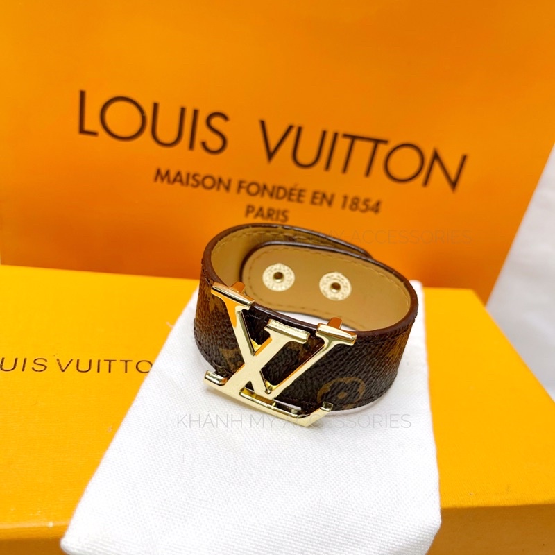 Vòng tay da các hãng