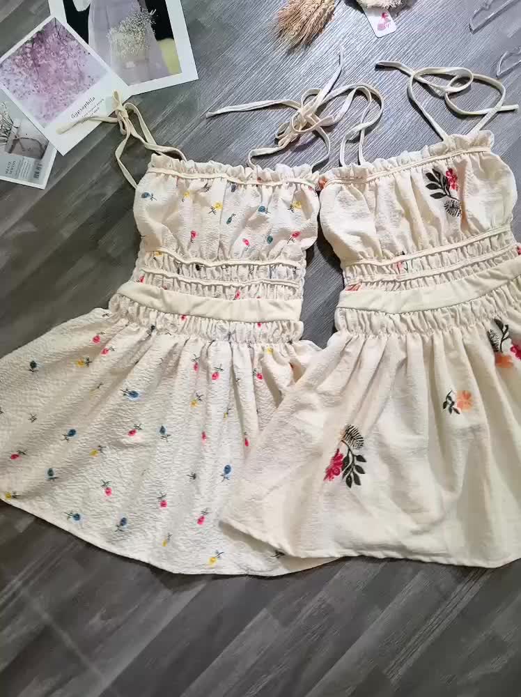 Áo 2 dây hoa xoè , áo hai dây nữ body không mút in hoa G30 | BigBuy360 - bigbuy360.vn