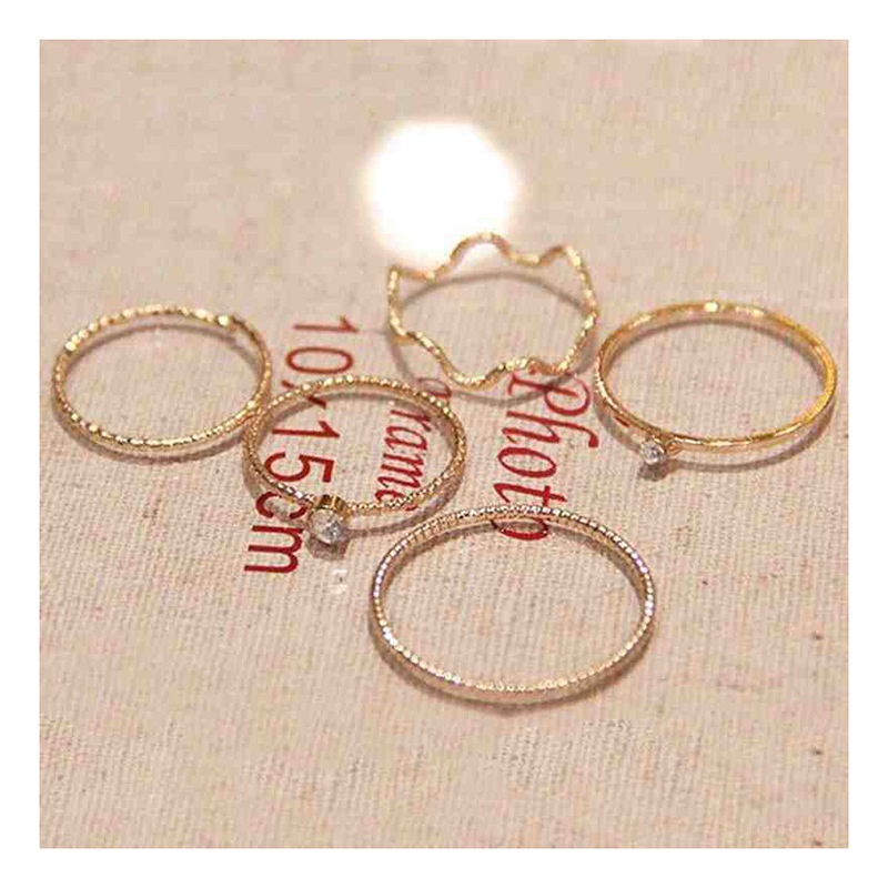 Bộ Nhẫn Kết Hợp Năm Mảnh Kết Cấu Kim Loại Đơn Giản Cá Tính