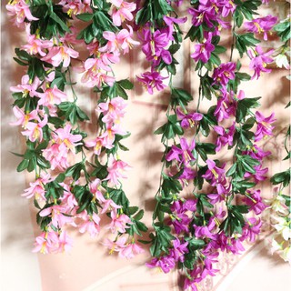 Hoa treo tường trang trí