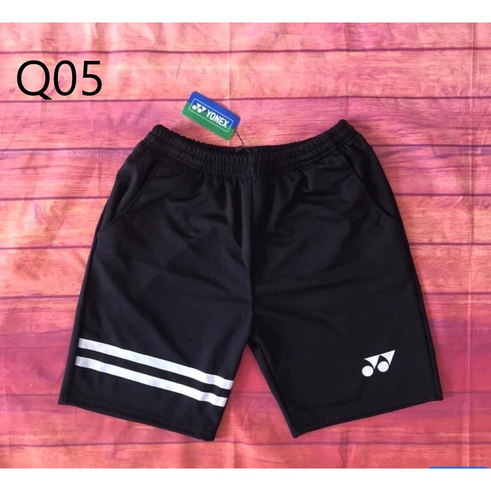 Quần cầu lông Yonex trơn đen có viền Q03.04.05