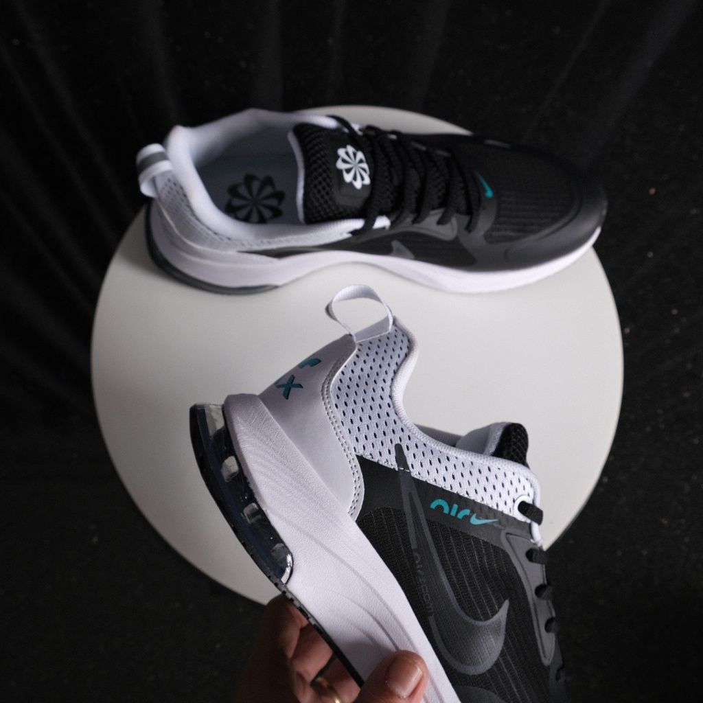 Giày Thể Thao AM 2022