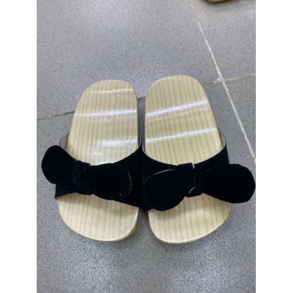 Guốc gổ thông quai kẹp nhung xỏ ngón kiểu nhật dành cho bé siêu xinh