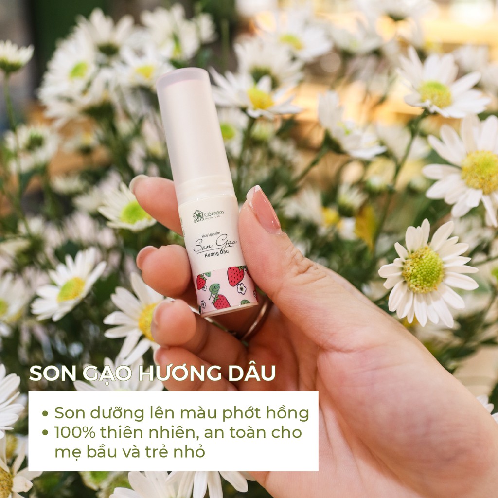 Son Dưỡng Có Màu Môi Gạo Hương Dâu Mềm Môi Chống Khô Nẻ Cỏ Mềm 3,6g Mới 100%.Bảo hành 6 tháng0