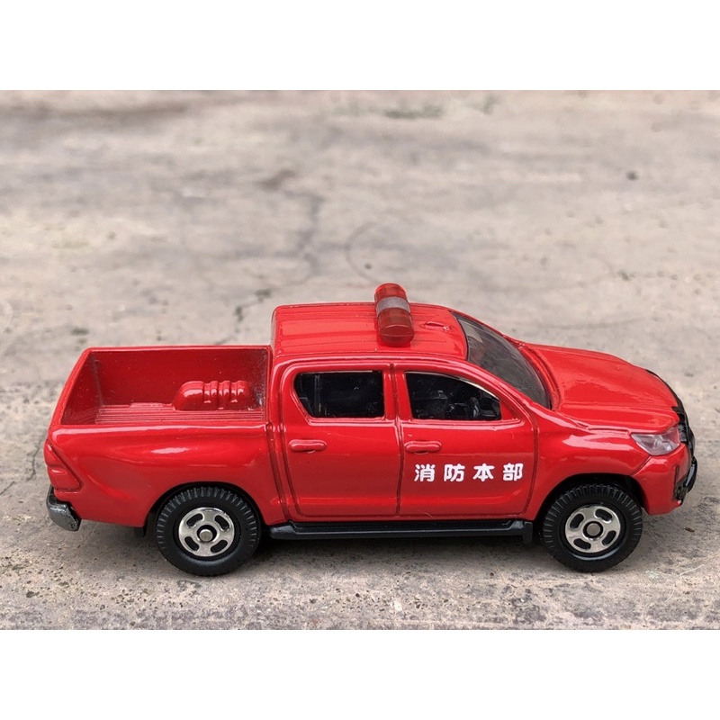 Xe Mô Hình TOMICA Hilux 1:70