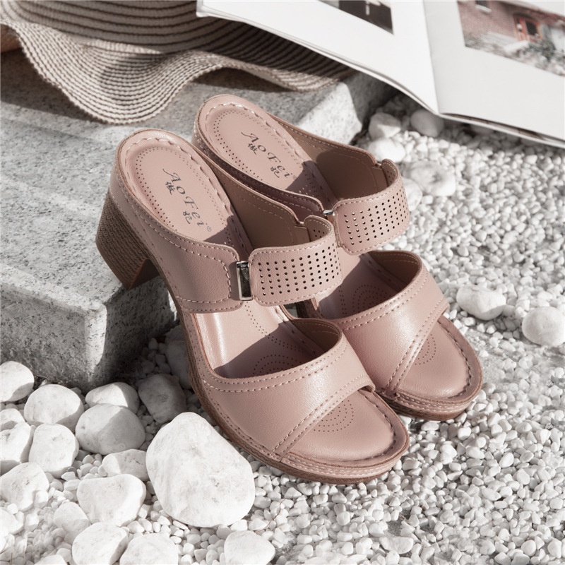 Giày cao gót sandal IELGY đế dày ngoại cỡ cho nữ