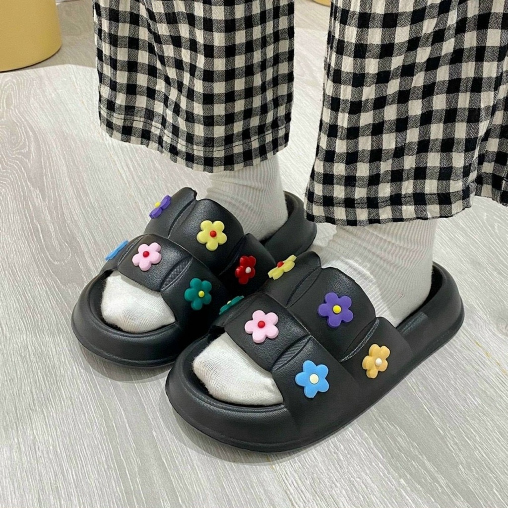 Dép Lê Cute, Siêu Dễ Thương Có Gắn Hoa Và Sticker Ngộ Nghĩnh
