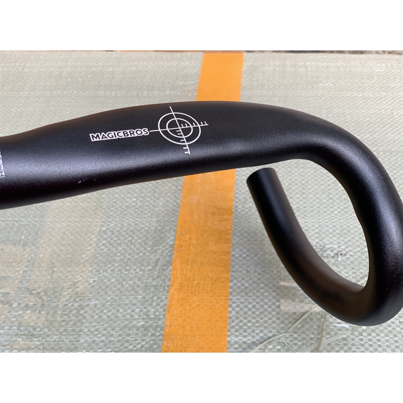 Ghi đông cong cho xe đạp thể thao bằng nhôm