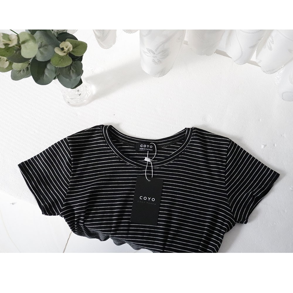 Áo crop top kẻ sọc ôm body RT004 | BigBuy360 - bigbuy360.vn