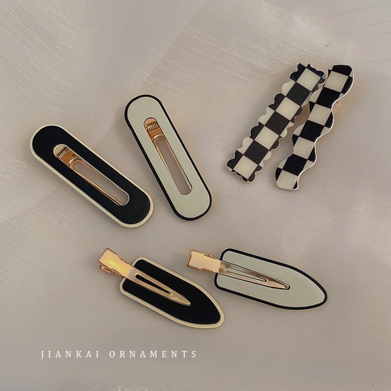 2 Kẹp tóc họa tiết caro đơn giản phong cách Hàn Quốc sành điệu