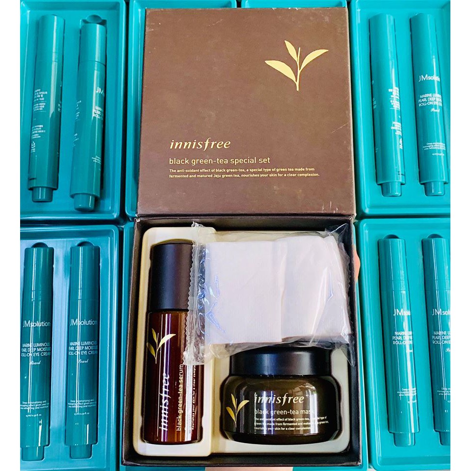 Set Dưỡng INNisfree Black Green Tea Special Kit