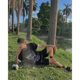 Áo thun Y218 ABSOLUTE BEGINNER màu đen in hình