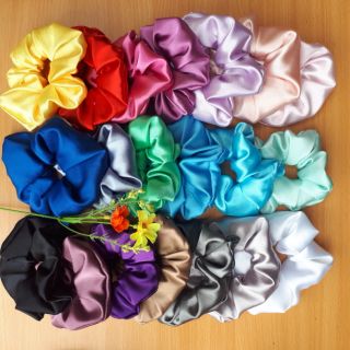 Khách sỉ - Cột tóc vải Scrunchies lụa tơ cao cấp ( y hình)