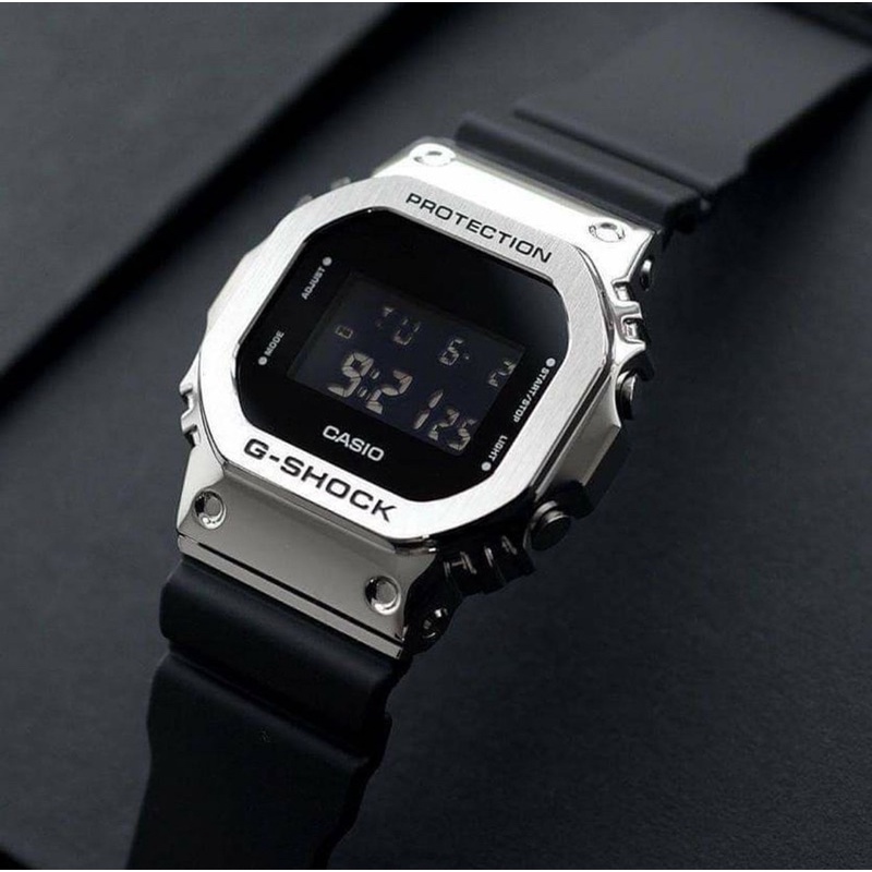 Đồng hồ nam Casio G-Shock GM-5600-1