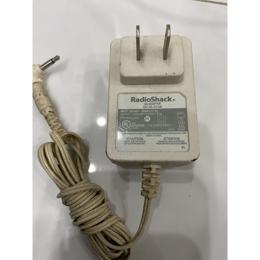 Nguồn Radio Shack 1.5-12V 300 mA AC-DC Adapter Cat No 273-028