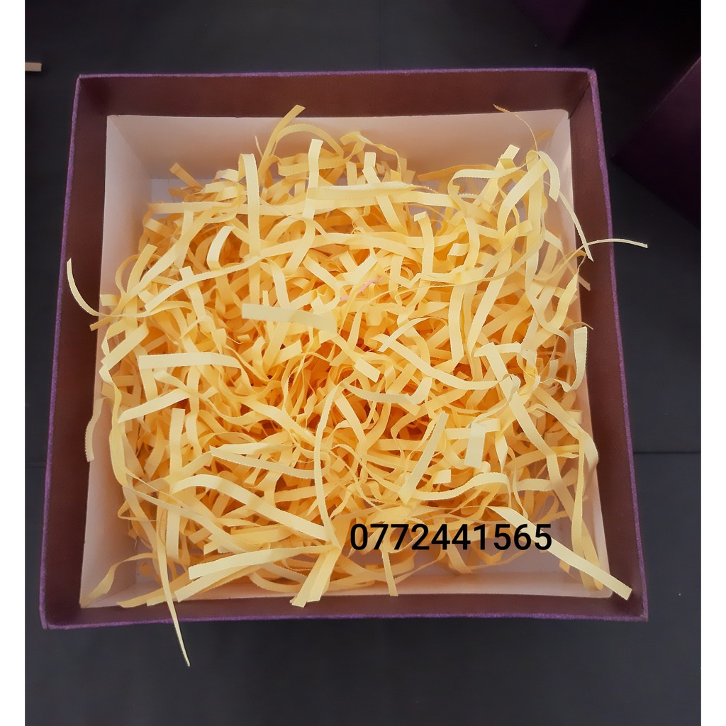 Giấy rơm/ Giấy vụn cắt sẵn lót hộp quà 1kg | BigBuy360 - bigbuy360.vn
