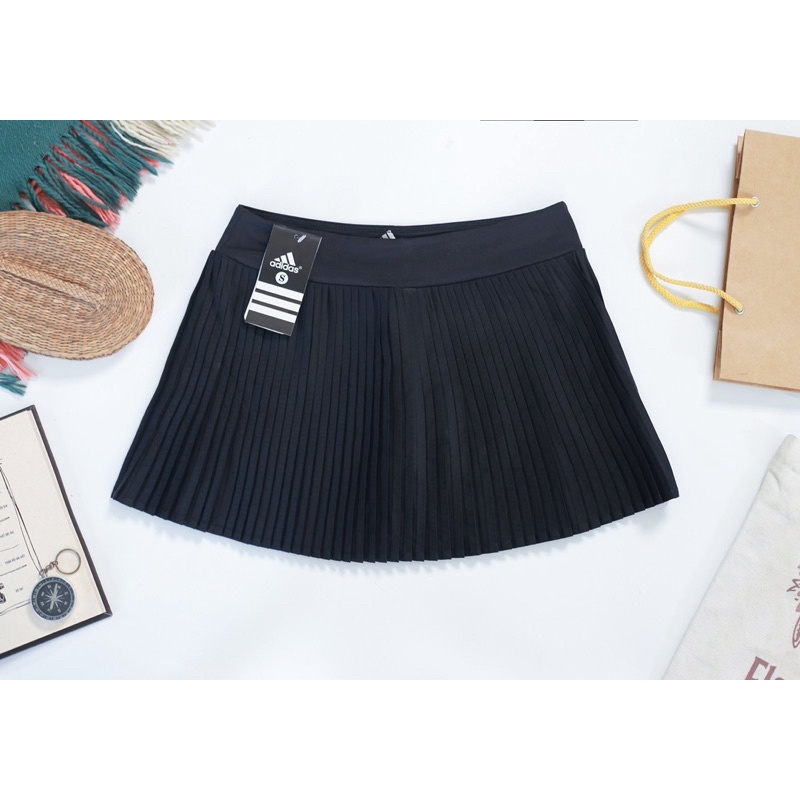 Váy xếp ly nữ