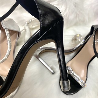 Giày sandal đính đá 9p quai thắt.