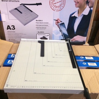 Bàn cắt giấy A3