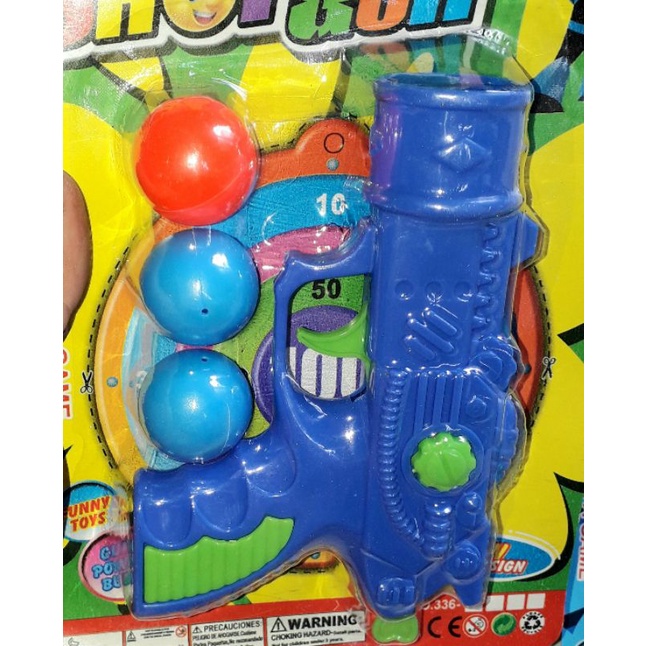 Một cái mô hình Súng_Bắn banh bằng nhựa an toàn cho bé