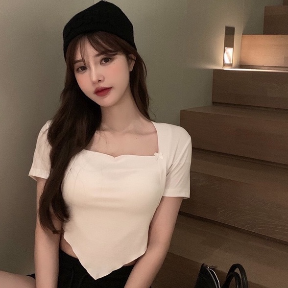 Áo Croptop Cổ Vuông Vạt Nhọn Cá Tính BIGOMALL