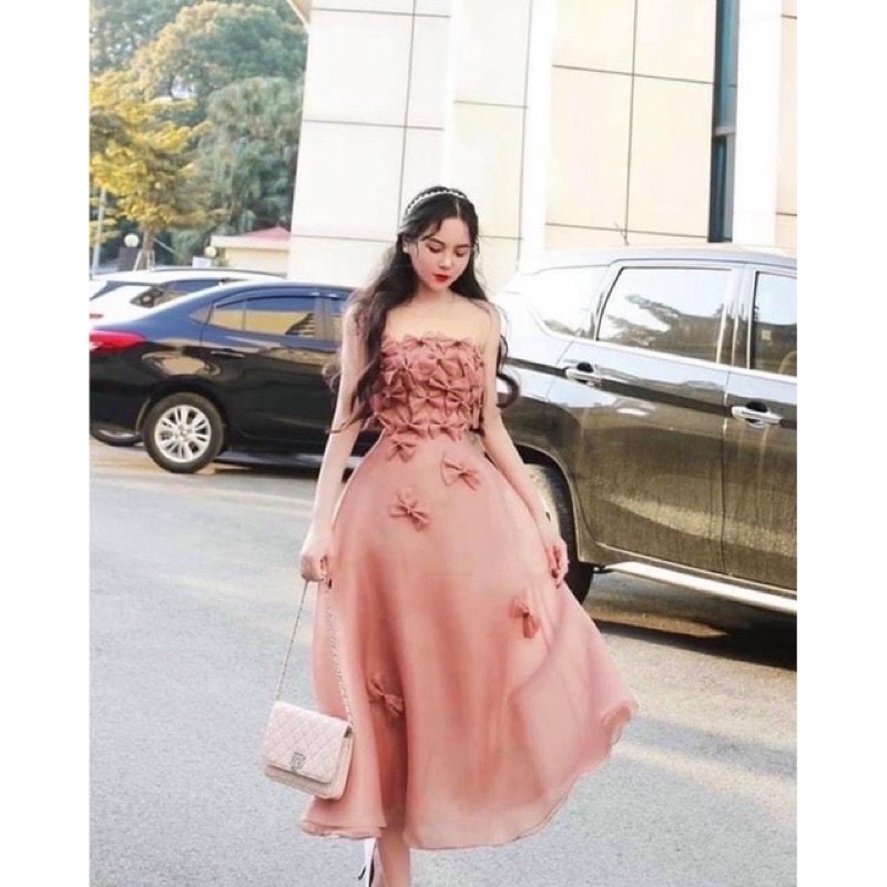 Đầm dự tiệc đính nơ hoa sát nách