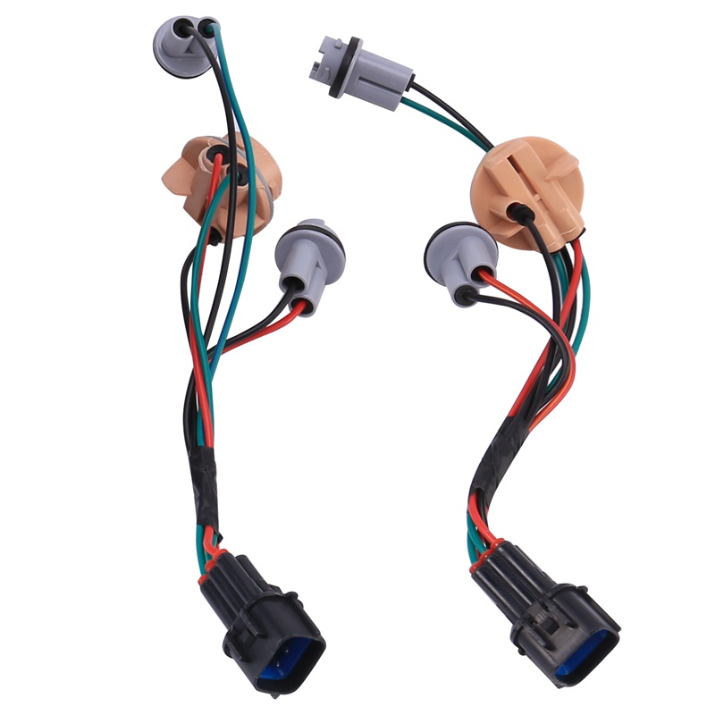 Đèn phanh xe hơi Mitsubishi L200 Triton Colt Pickup 2005-2016 kèm dây