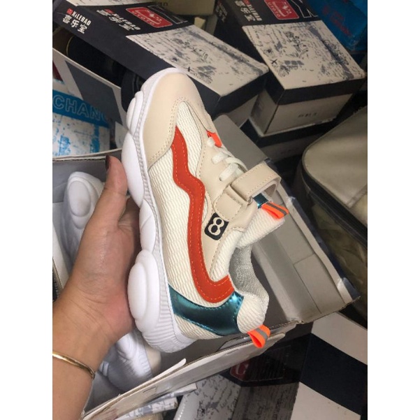 Giày bé gái thanh lý