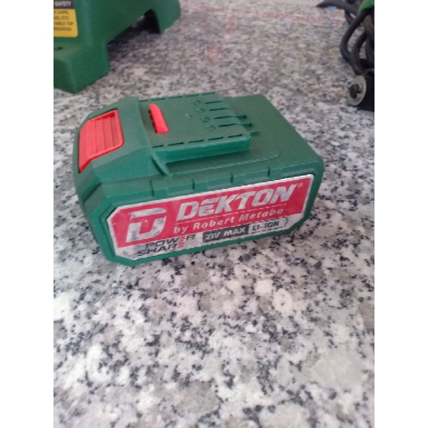 Bin dekton pin 10 seo trưng bày thanh lý