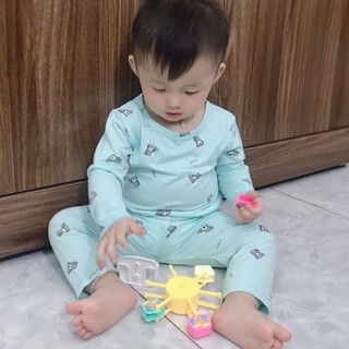 Bộ thu đông Peekaboo