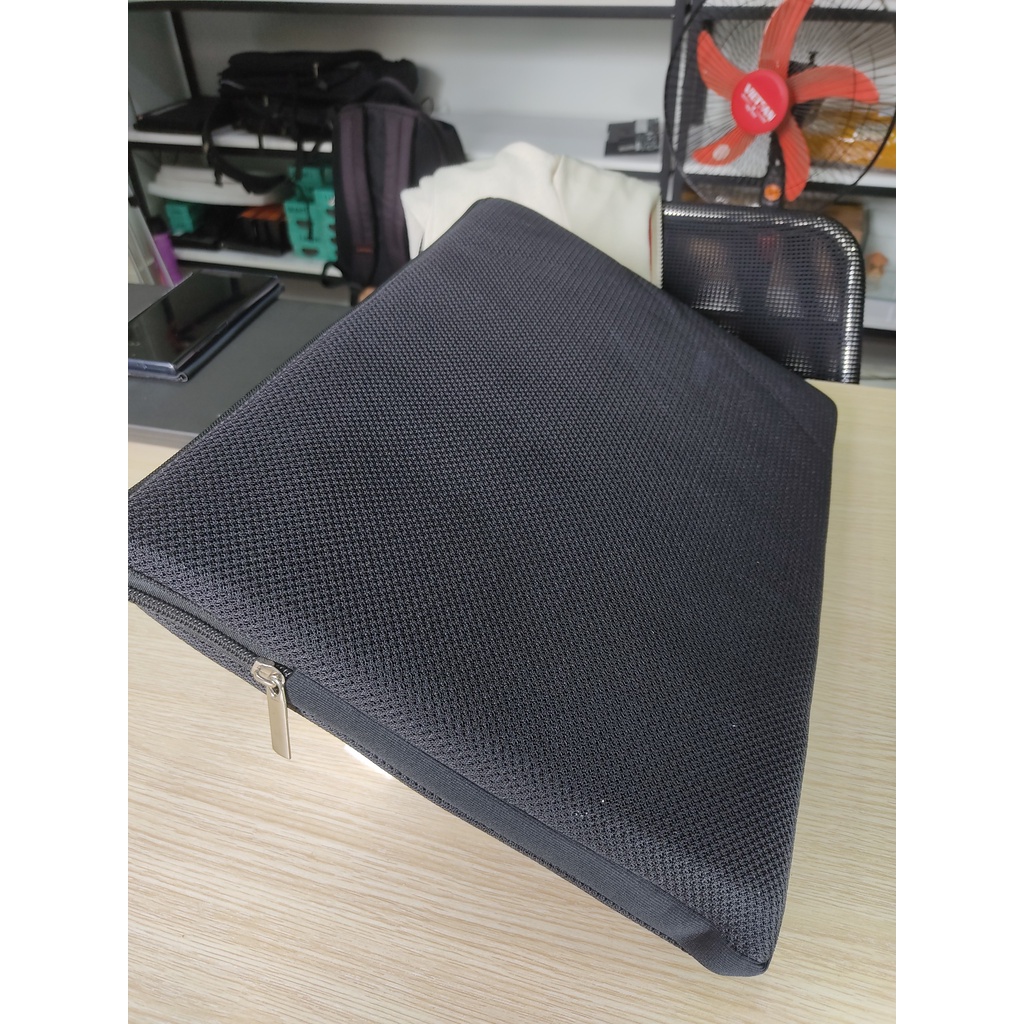 Túi chống sốc laptop 13.3 inch 14 inch và 15.6 inch màu đen siêu bền - siêu tiết kiệm - bảo vệ laptop cực tốt
