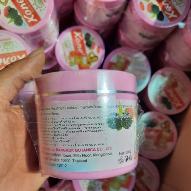 kem body kone siêu trắng